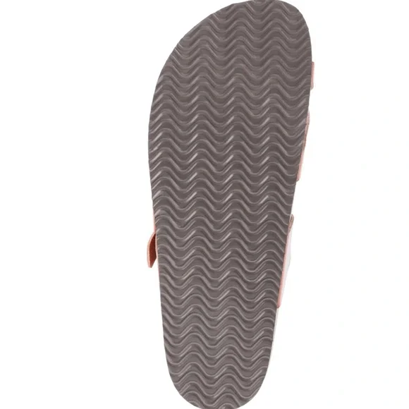 BRAND NEW Time and Tru Women's Asymmetric Strap Footbed Sandals Color: Black - Picture 2 of 3